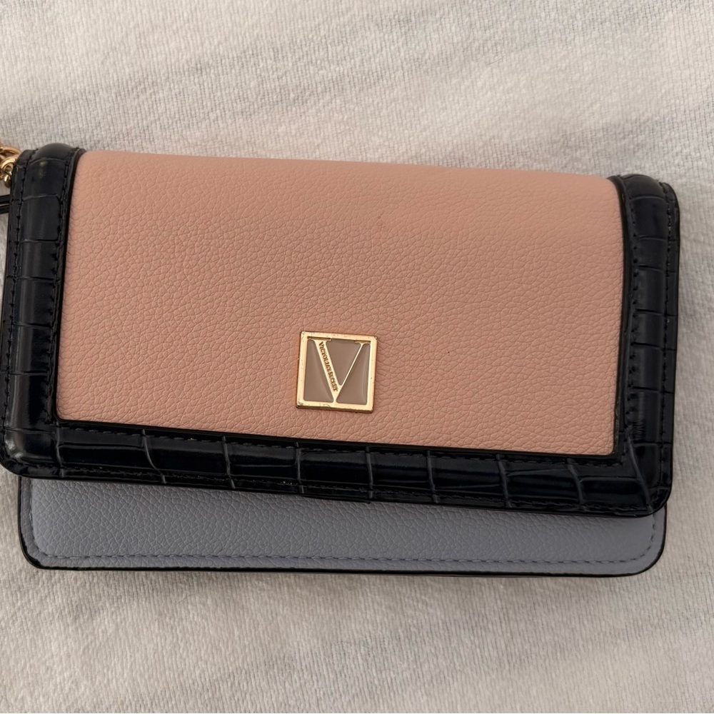 Victoria’s Secret wristlet